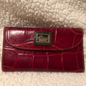 Dooney & Bourke Trifold Women's Wallet